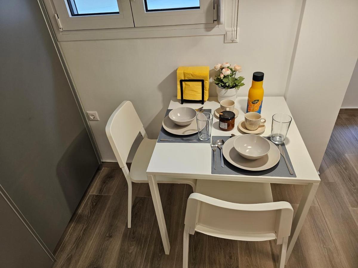 Platon Stylish Apartment アテネ エクステリア 写真